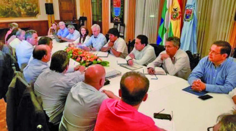 Inician debate sobre plazos del pago del doble aguinaldo