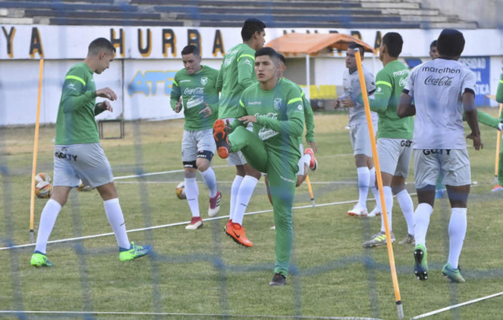 Bolivia mide fuerzas con Emiratos Árabes
