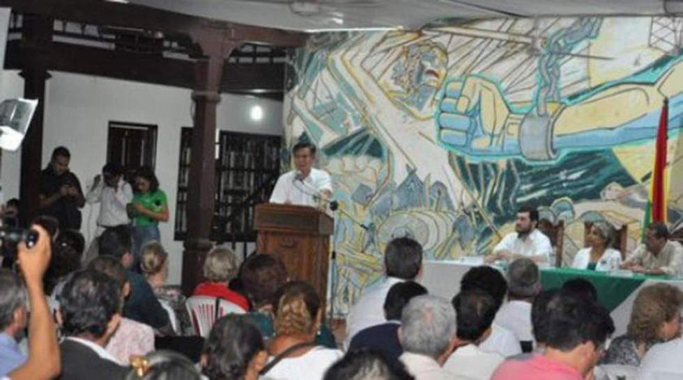Ratifican paro por el 21F y piden depurar el padrón de militantes