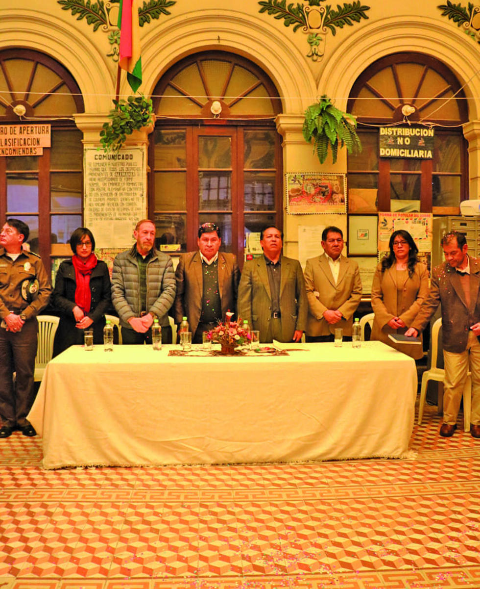 Gobernación se posesiona del edificio de Correos