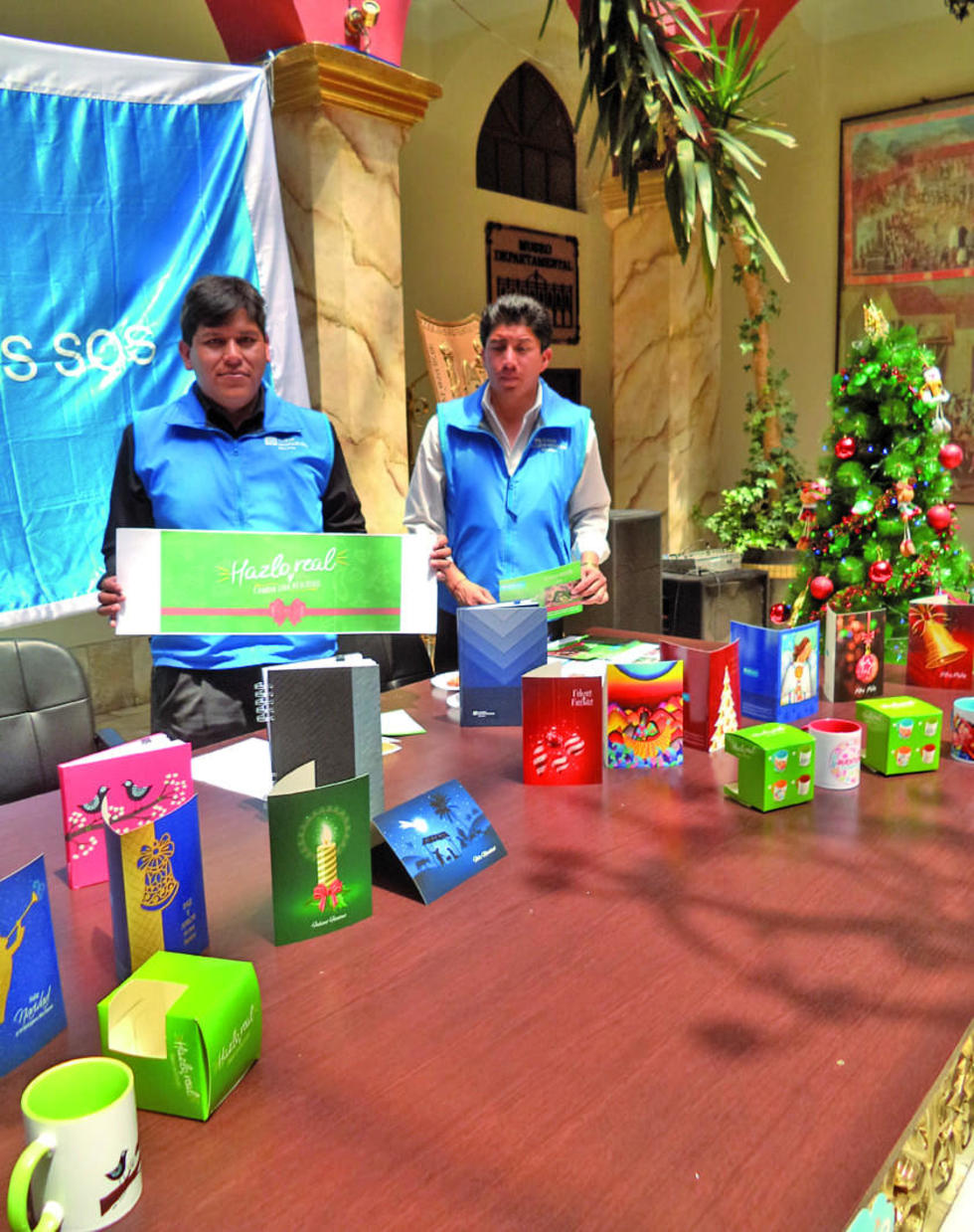 Aldeas Infantiles presenta colección navideña 2018