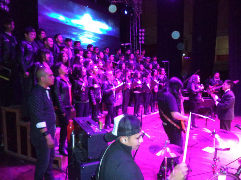 Presentan tributo con el rock coral