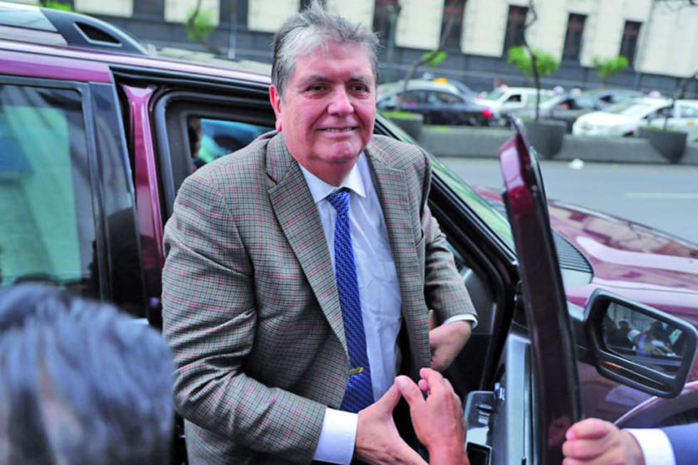 Uruguay le niega asilo político a Alan García, expresidente de Perú 