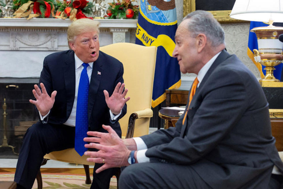 Trump exige los recursos para el muro fronterizo con México