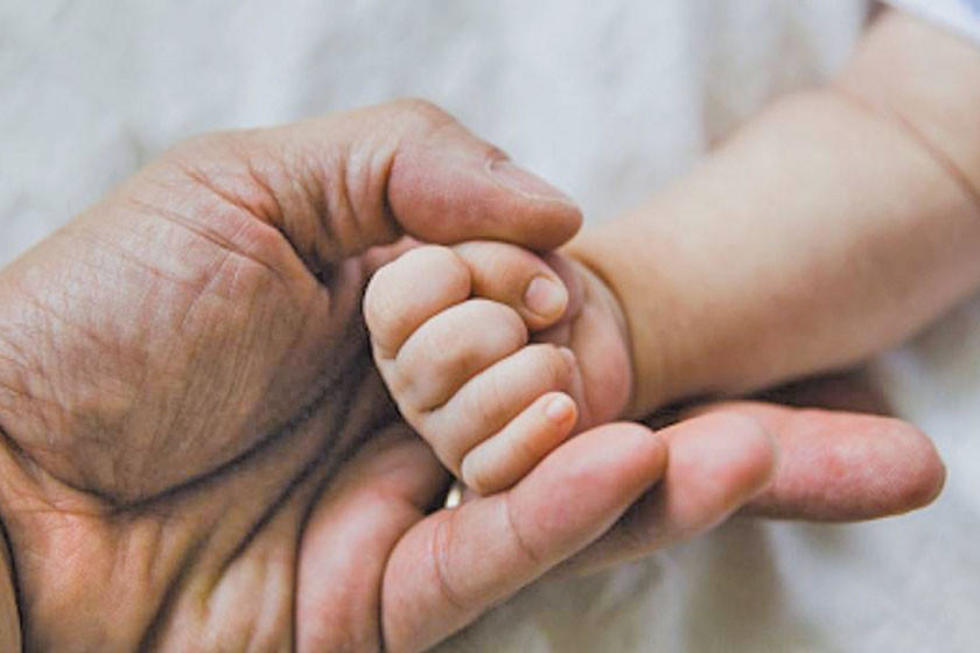 Madre que abandona a su bebé se arrepiente  y pide la devolución