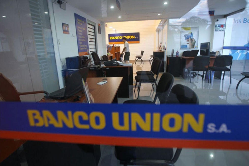 Revelan que paralizaron indagación del caso Banco Unión por extorsiones 