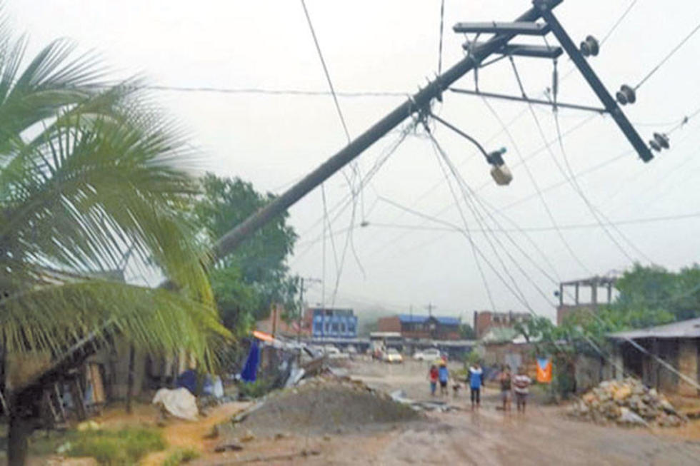 Tormenta causa destrozos en Mayaya del departamento de La Paz