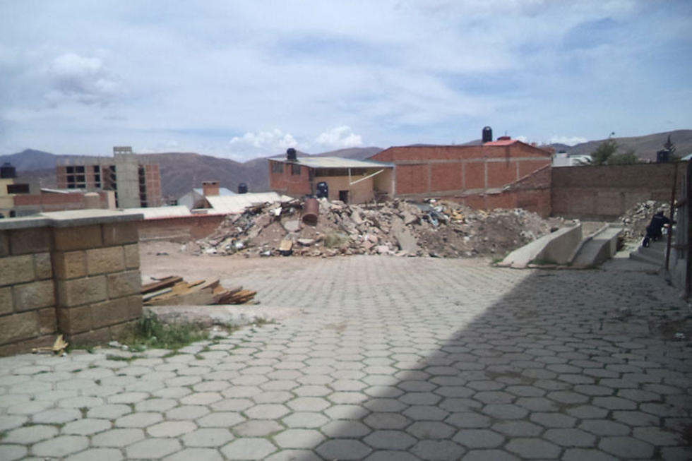 La demolición para construir hospital llega al 50 por ciento