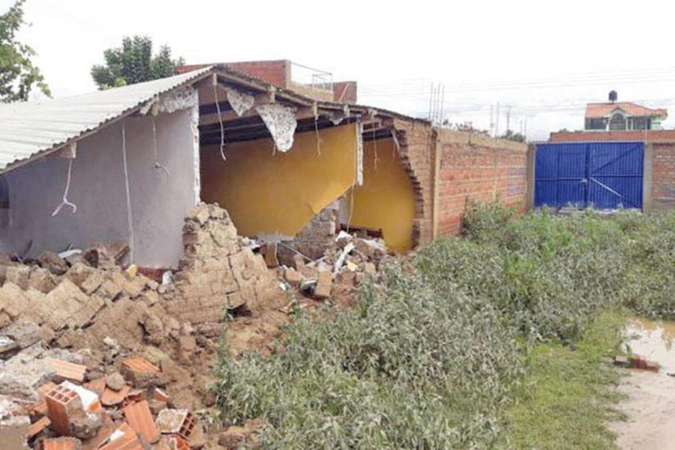 Lluvia causa destrozos en la zona sur de Cochabamba