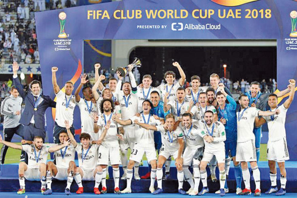 Real Madrid golea a Al Ain y revalida su reinado mundial