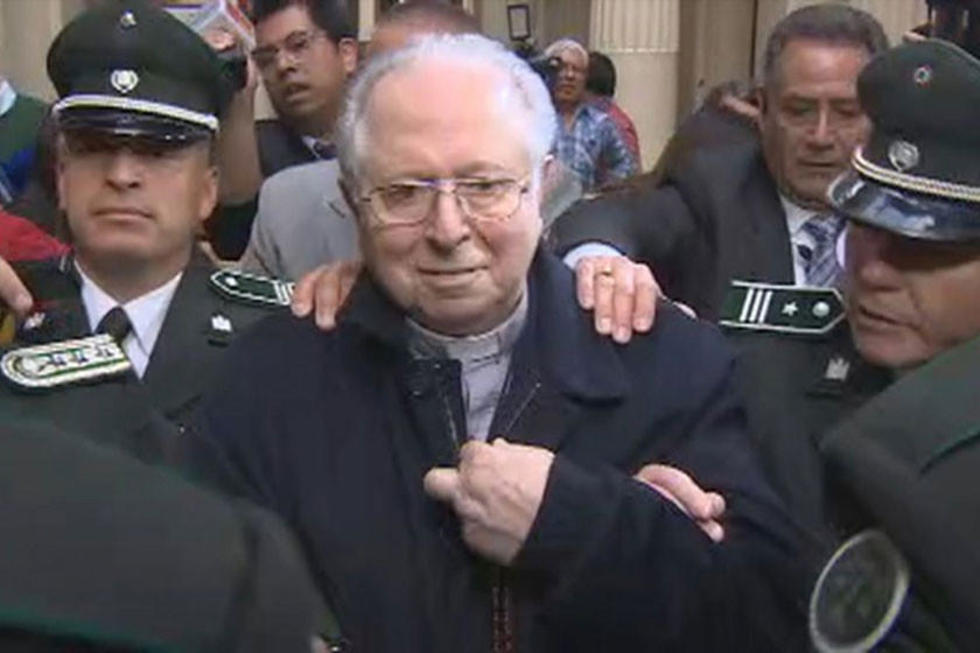 Víctimas tildan de "banda de delincuentes" a obispos chilenos