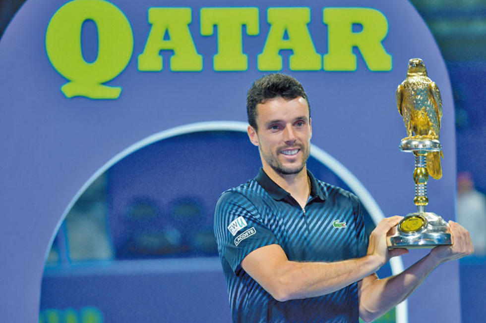 Bautista logra su noveno título en tenis