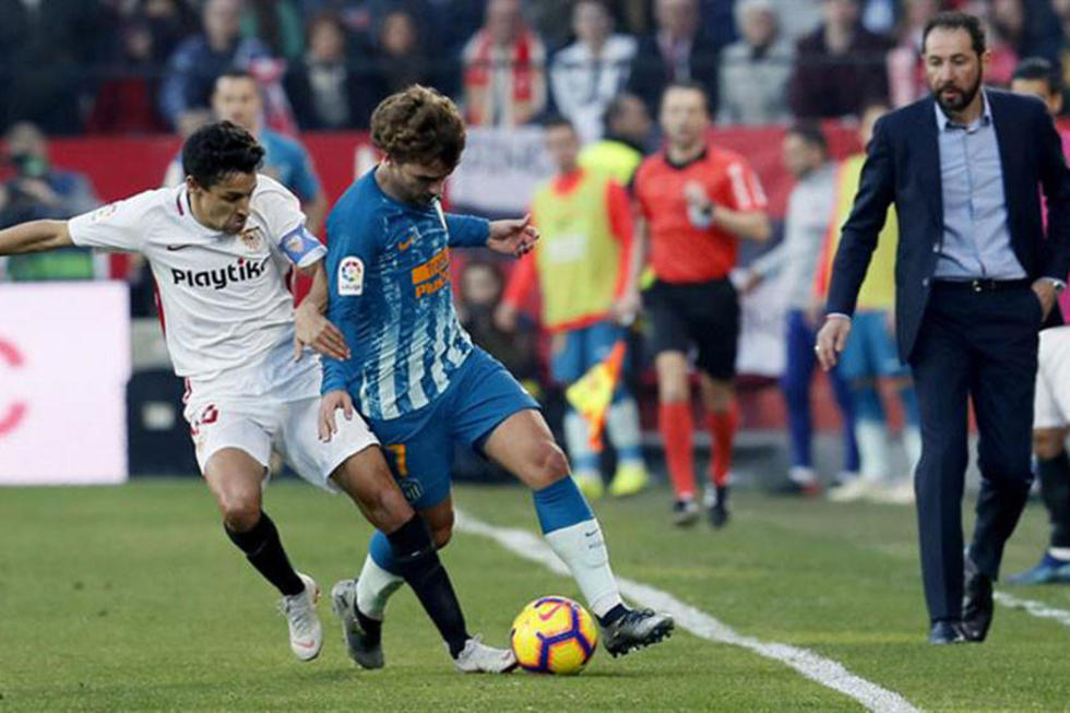 Sevilla y Atlético empatan en el "Sánchez Pizjuán"