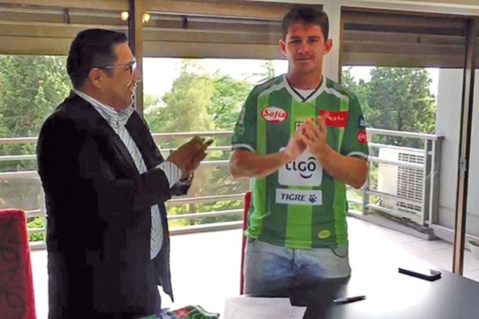 Oriente Petrolero asegura al argentino Sperduti
