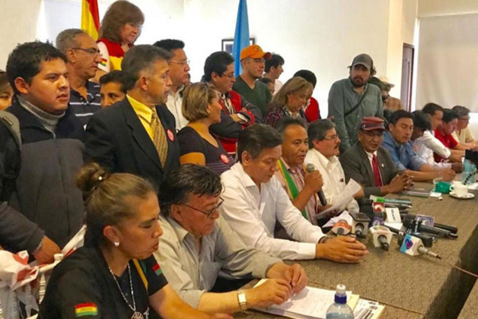Cívicos y Conade llaman a una reunión con líderes políticos
