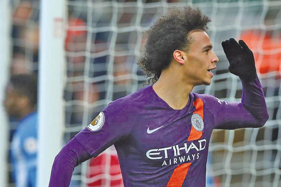 Manchester City continúa al acecho del Liverpool