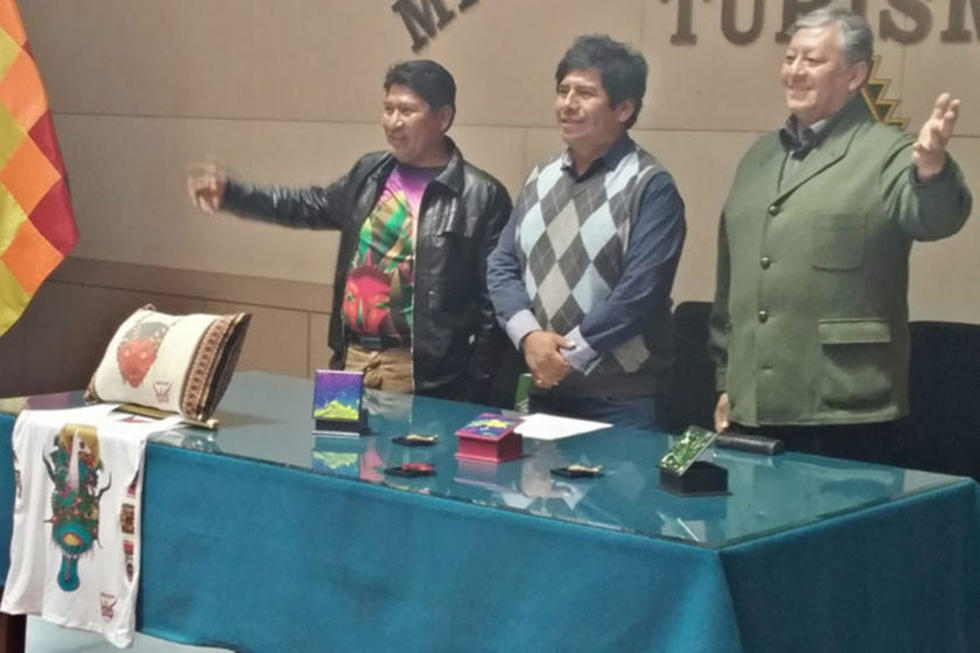 Impulsan la Cultura de La Paz en la "Feria Jallalla"