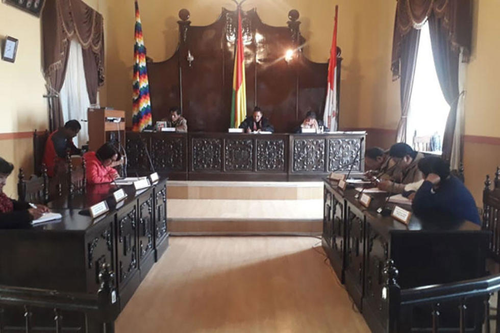 Aprueban leyes para dos obras en el distrito 15