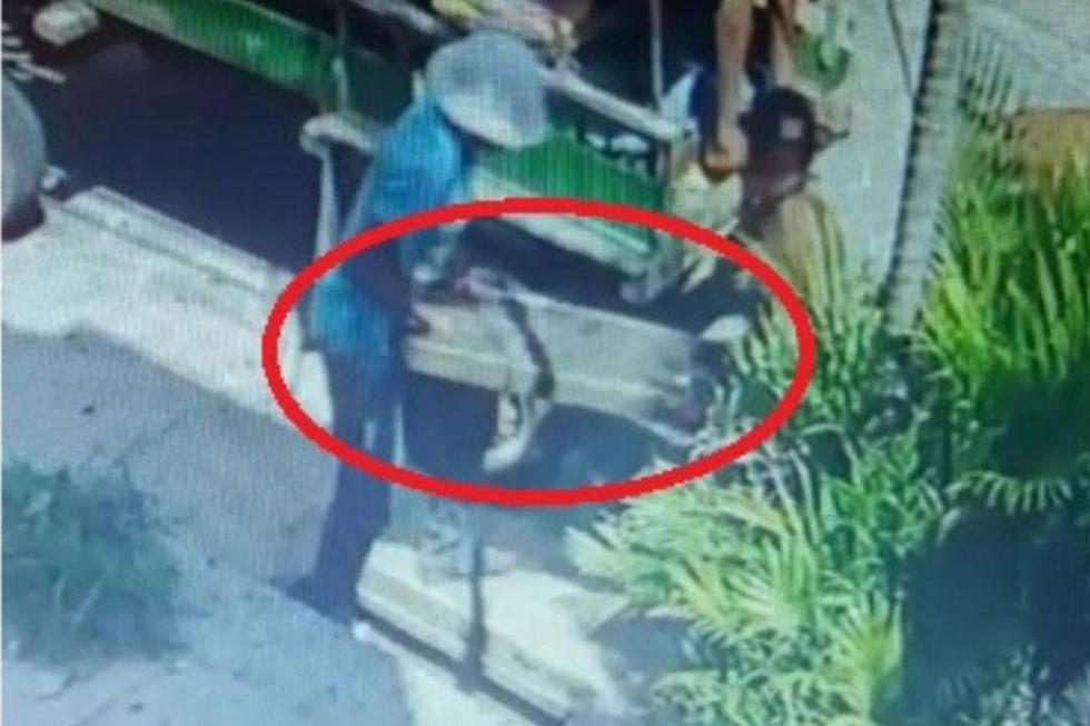Graban a ladrones de tapas de alcantarilla y Alcaldía cruceña los denuncia
