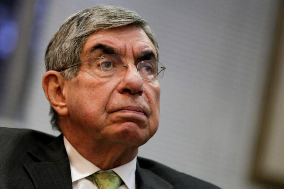 Óscar Arias se aparta de su partido tras denuncias por violación y abusos 