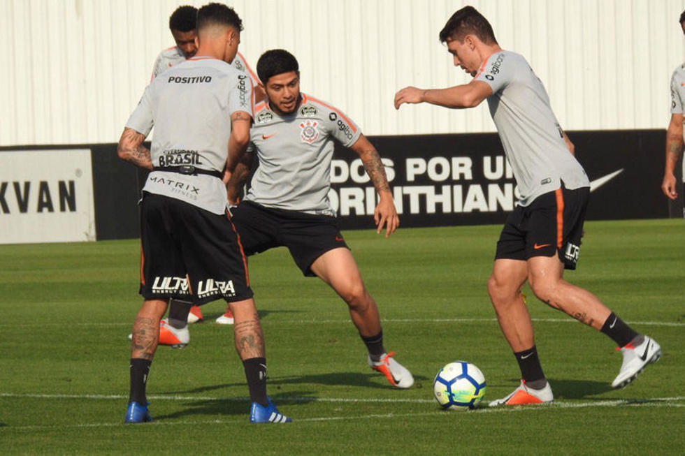 Corinthians se mide a Racing en la Sudamericana