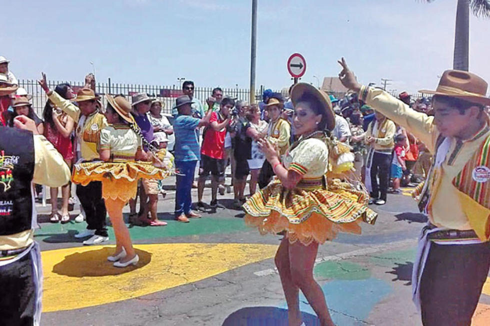 Reconocen danzas de Bolivia que se interpretan en Chile