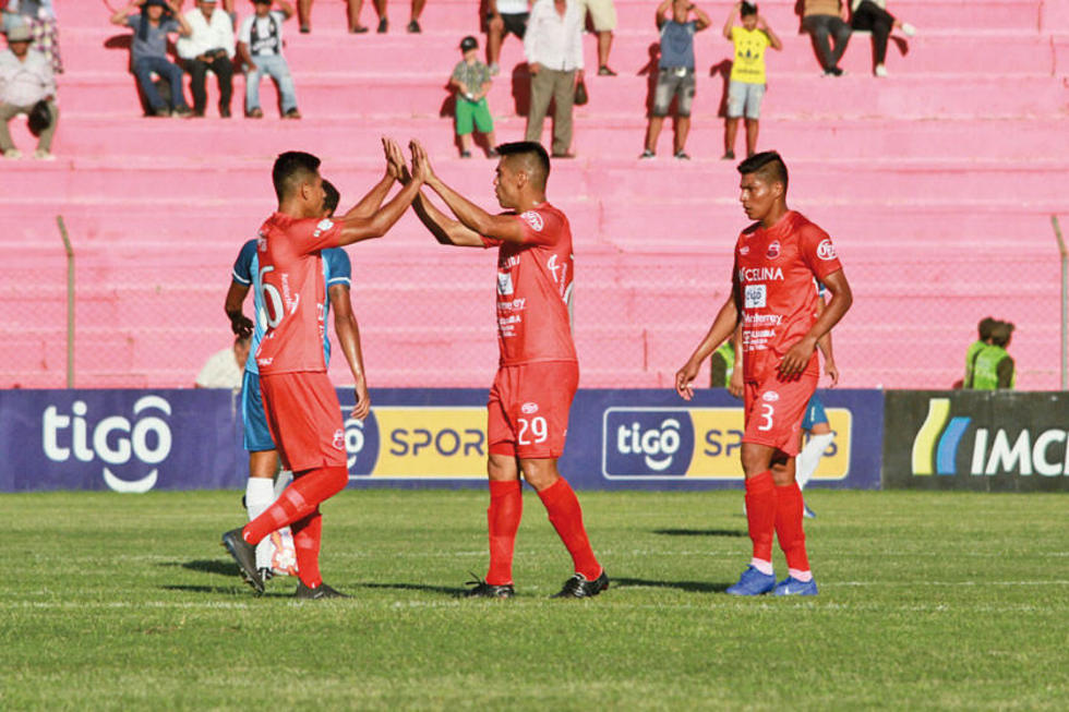 Arana presentará un equipo mixto ante Wilstermann