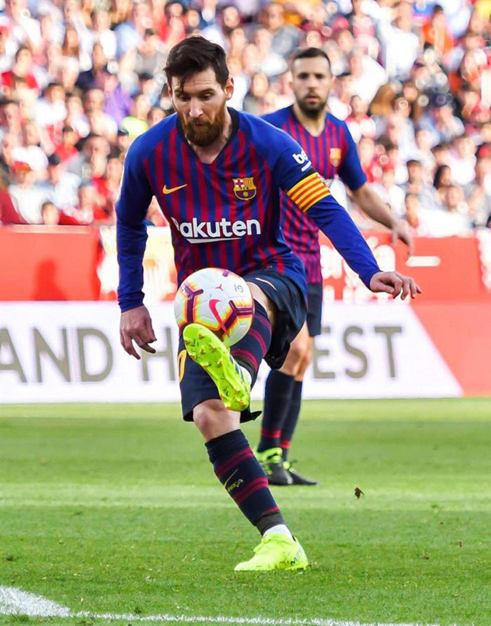 Barza vence a Sevilla y afianza su liderato