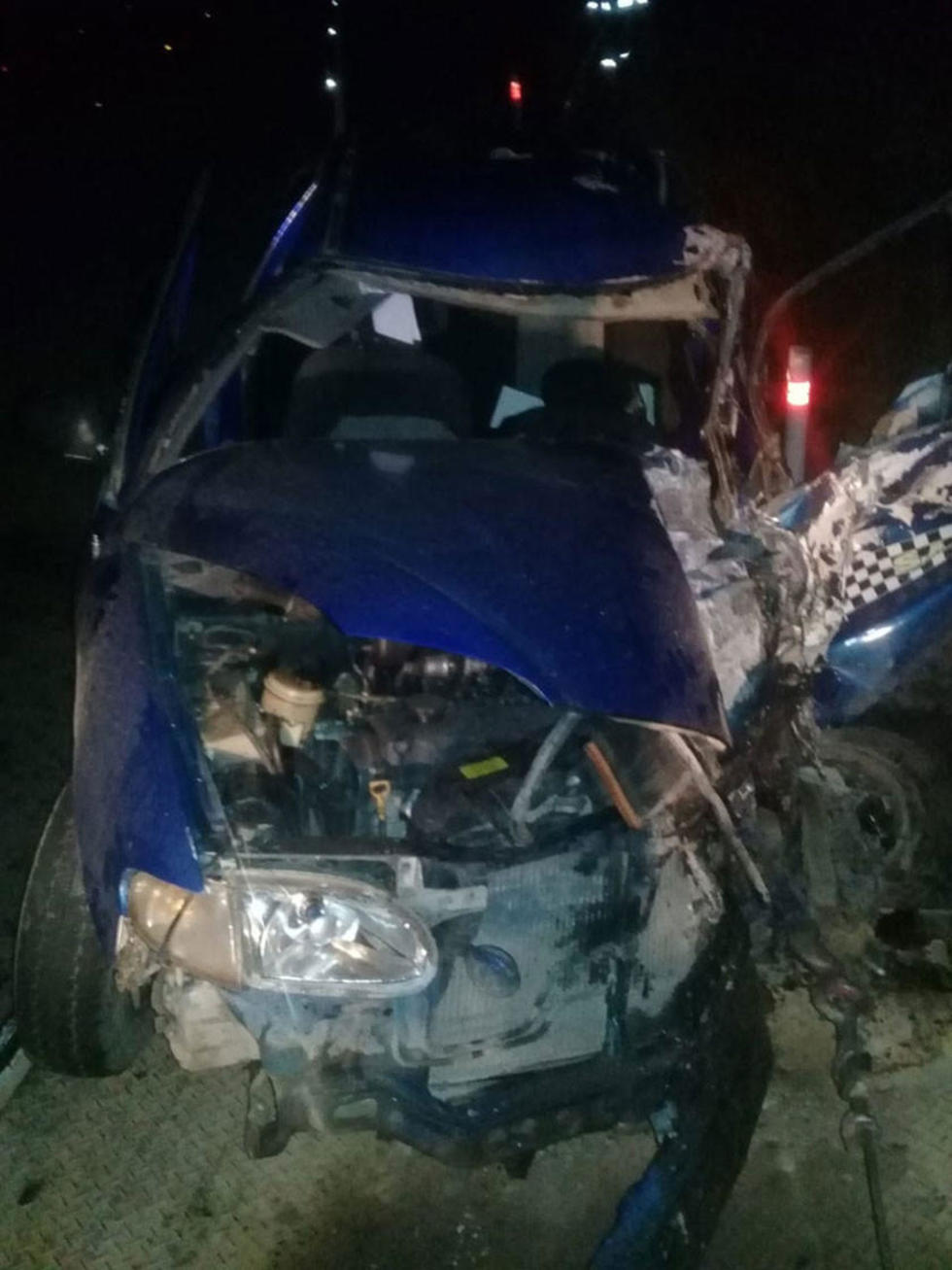 Vehículos chocan y provoca dos personas heridas