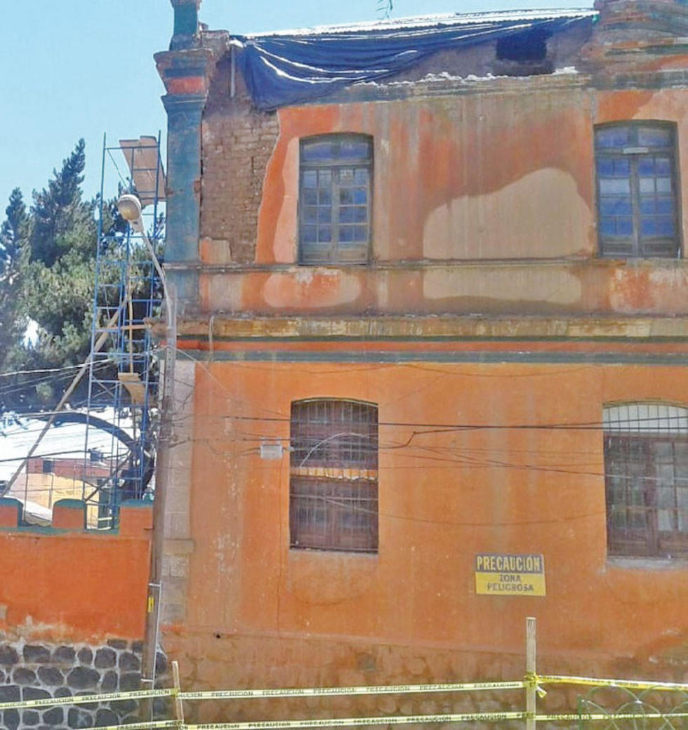 Inicia reparación de edificio del Regimiento 3 Pérez