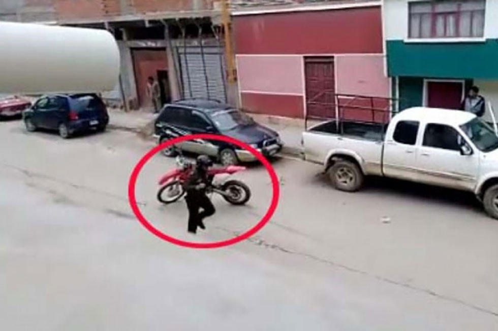 Oruro: grupo de antisociales atracan una remesa minera