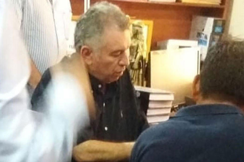 Cuestionan que expresidente de Cotas pase de denunciante a detenido