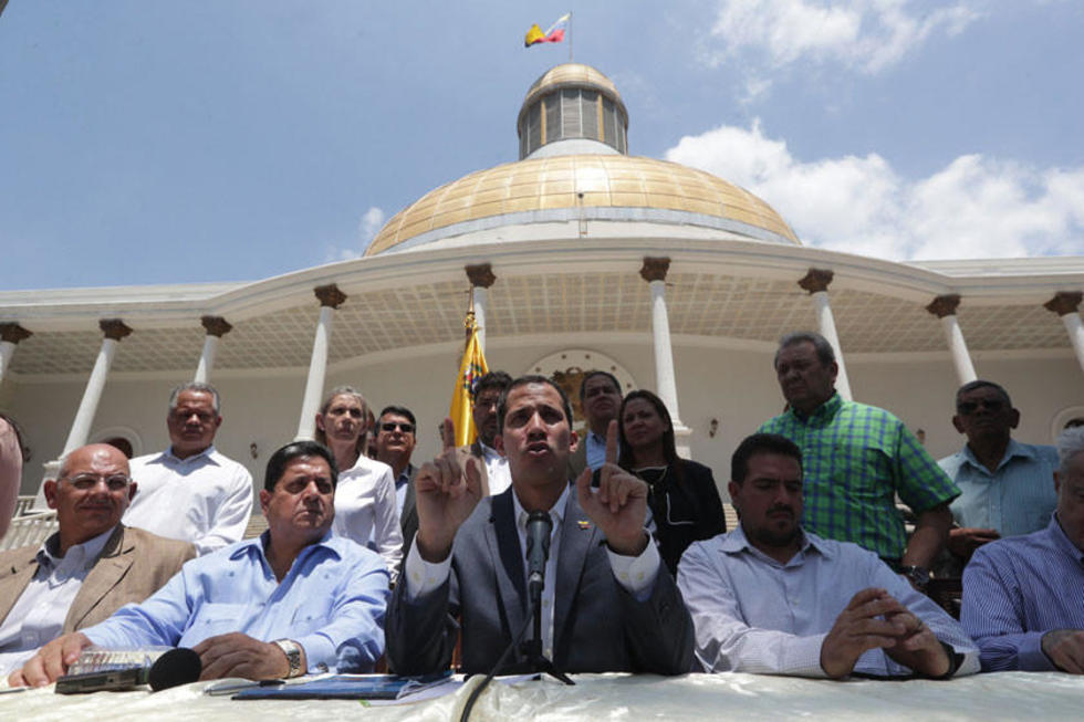 Plantearán declarar emergencia por largo apagón en Venezuela