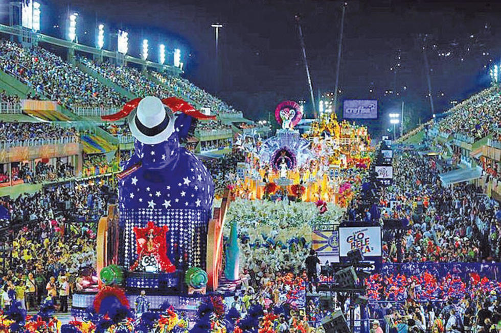 El Carnaval de Río lleva a siete millones de personas a las calles