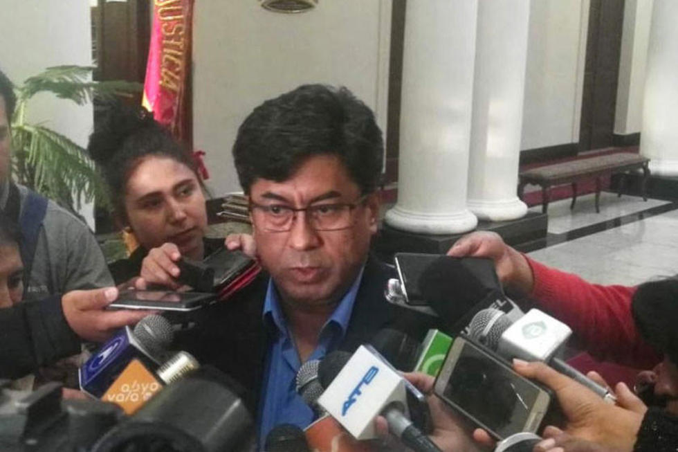 Fiscalía seguirá de oficio el caso contra magistrado