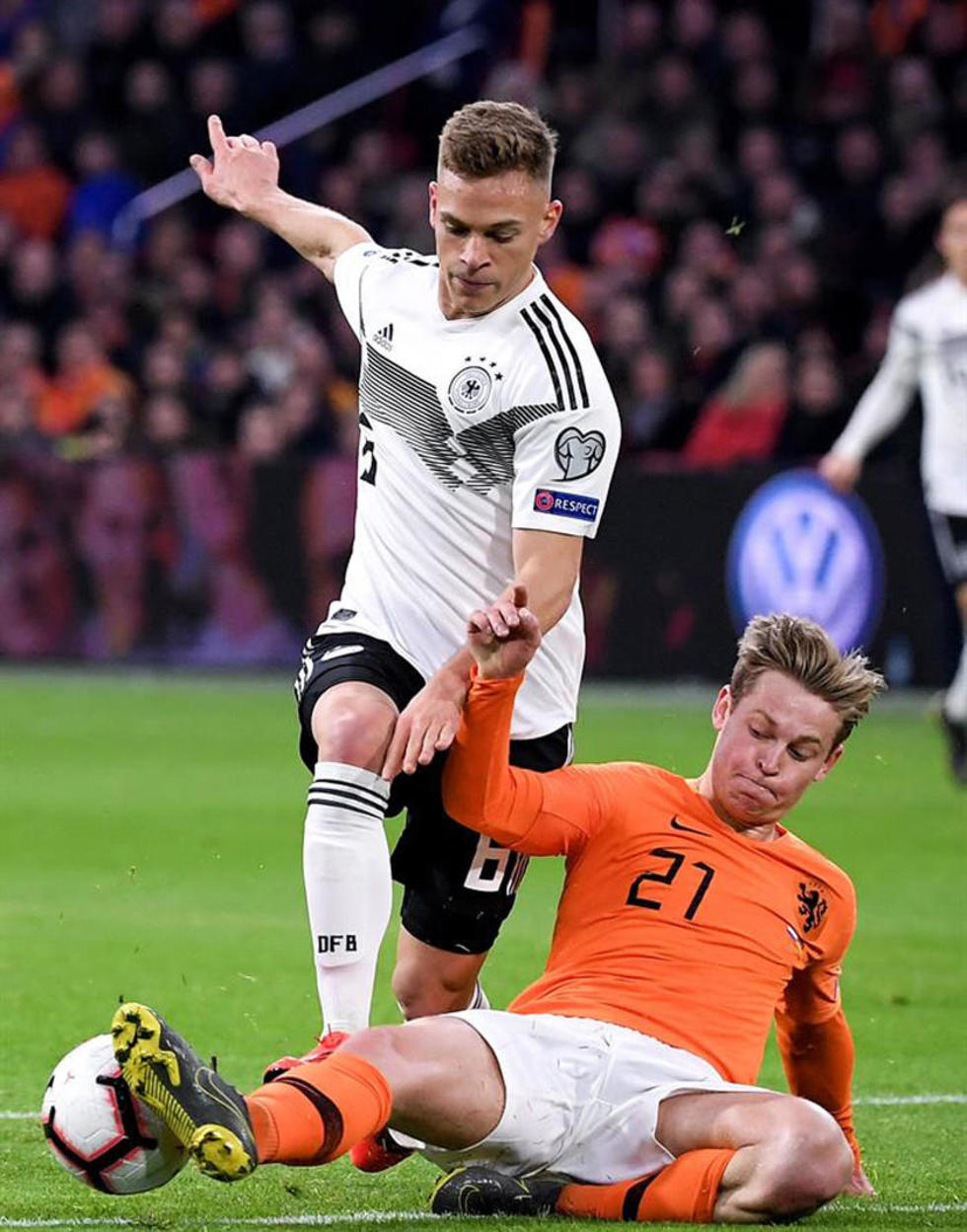 Alemania vence en el último minuto a Holanda
