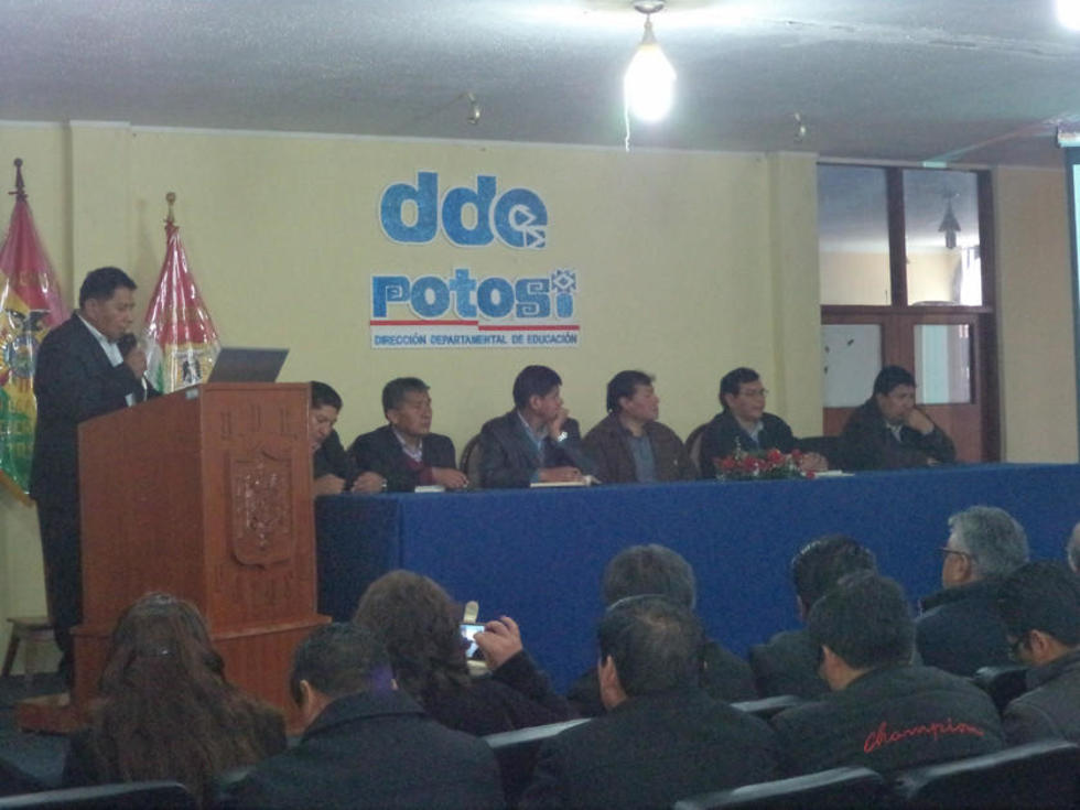 Pese a tasa de reprobados, cada vez más alumnos logran el bachillerato