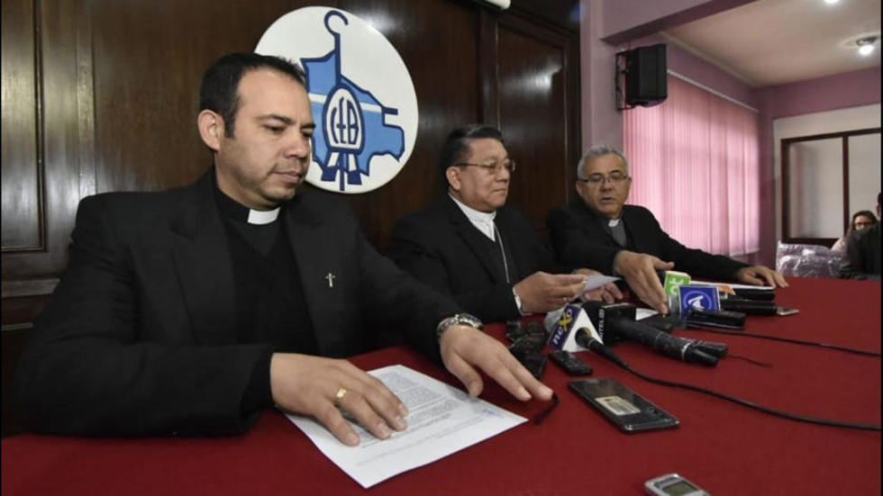 Iglesia católica creará comisión para tratar los abusos sexuales