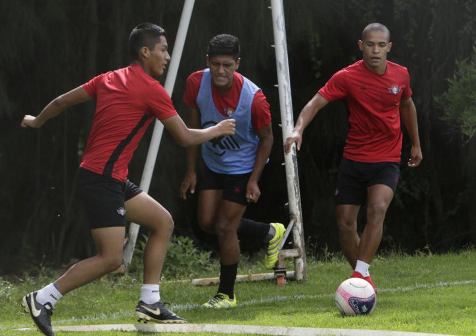 Wilstermann quiere un nuevo comienzo en el Apertura