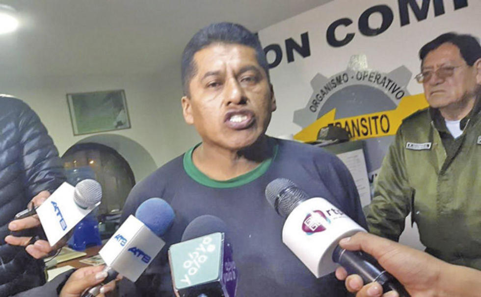 Exviceministro de Coca es detenido por conducir ebrio