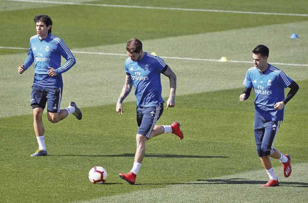Zidane prepara el partido contra Huesca con todos los internacionales