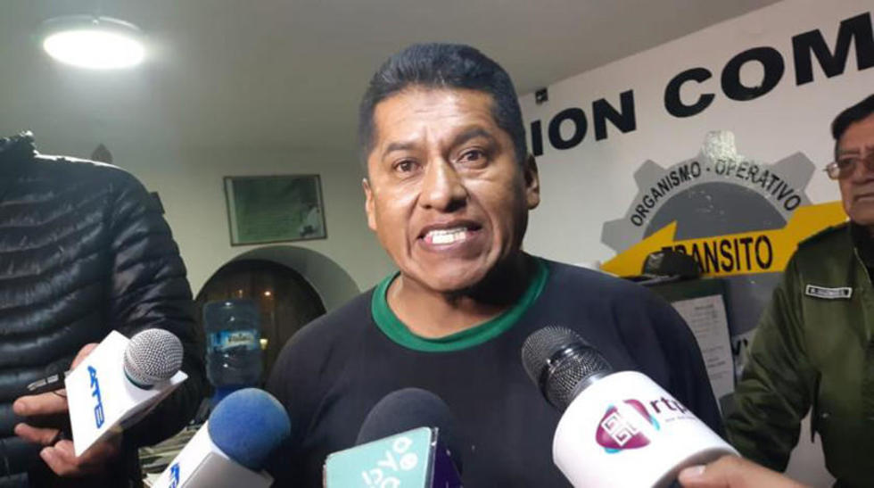 Dan detención domiciliaria al exviceministro Cordero
