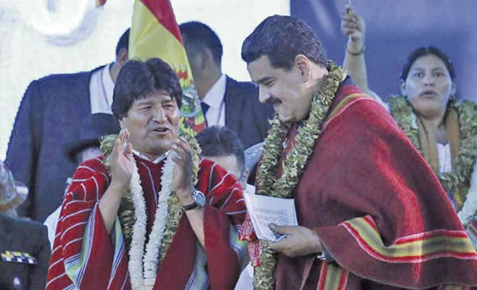 Evo niega que Bolivia este aislada por apoyo a Maduro