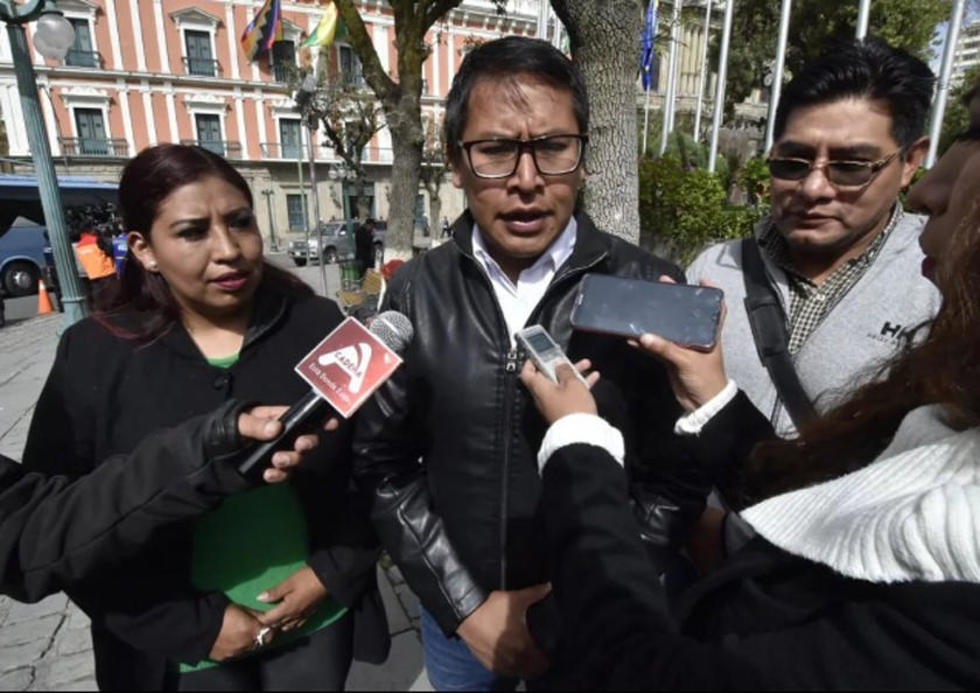 Una agrupación deja a Mesa para apoyar a Ortiz de Bolivia dice No