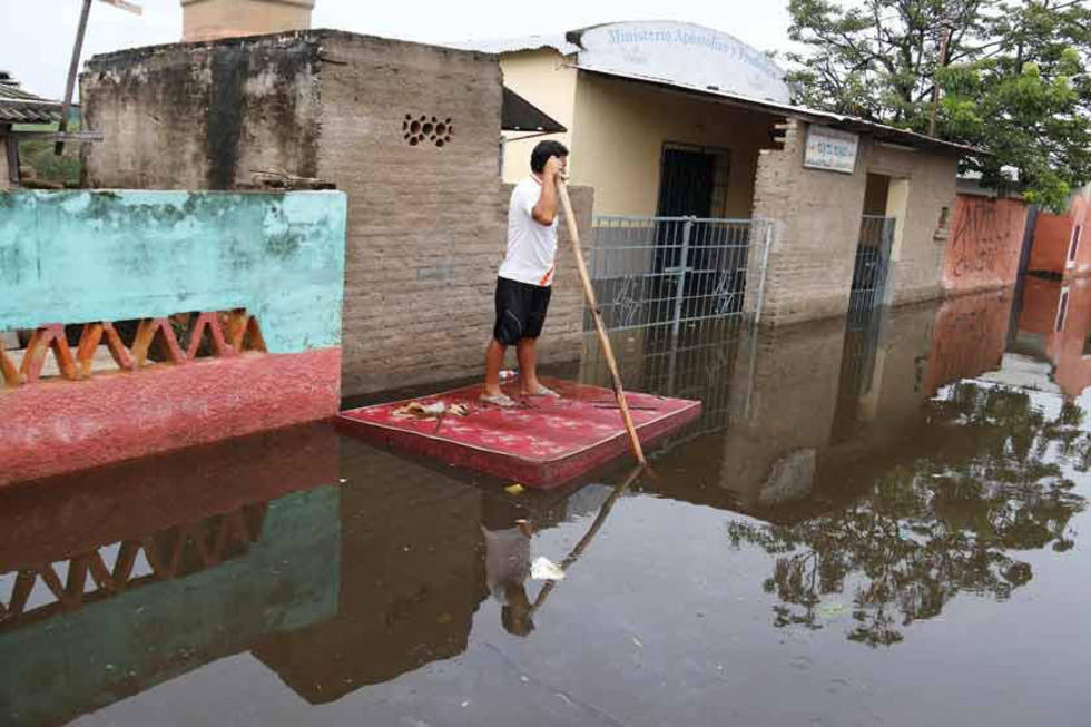 Las inundaciones en Paraguay afectan a más de 20.000 familias