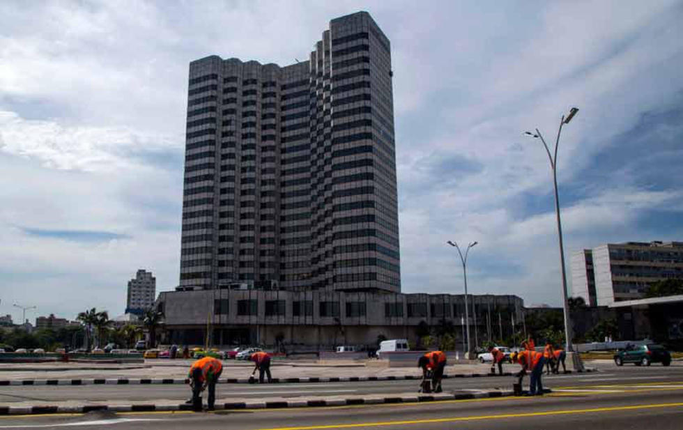 EE.UU. posterga una medida para endurecer el embargo a Cuba