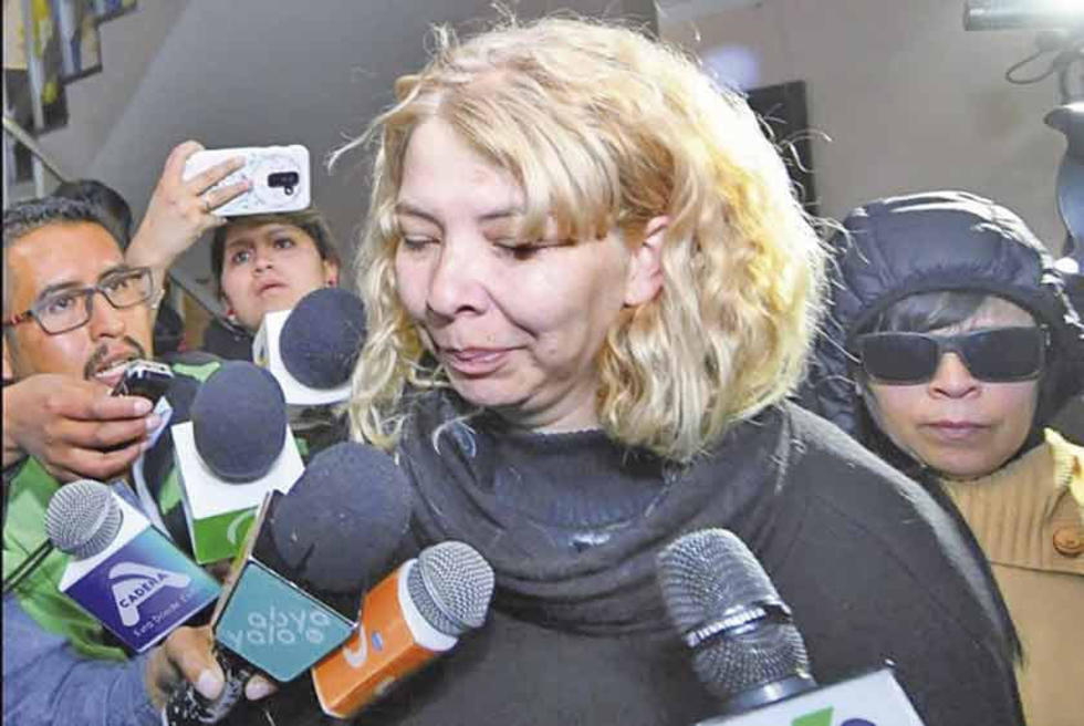 Van a prisión dos exfuncionarias de Uelicn acusadas de corrupción