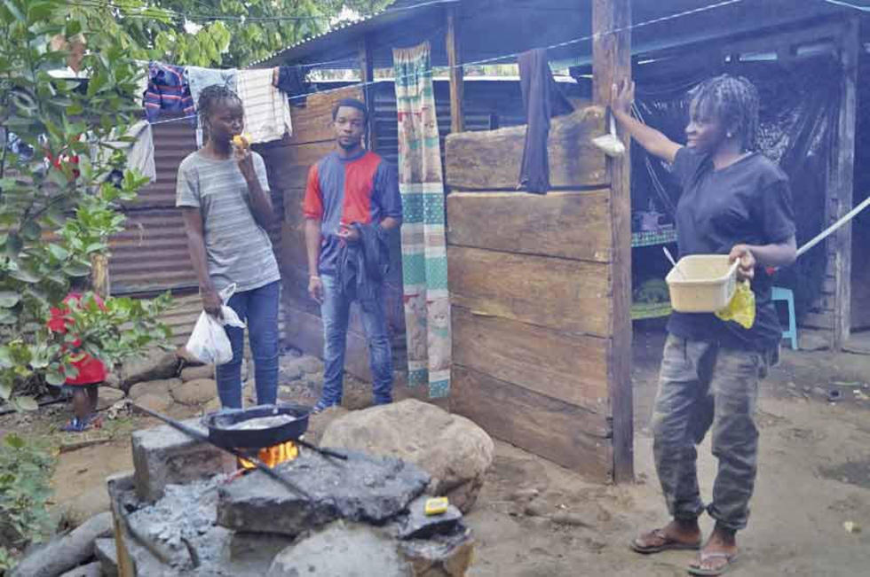 Emigrantes sufren hambre en  el sur de la frontera con México