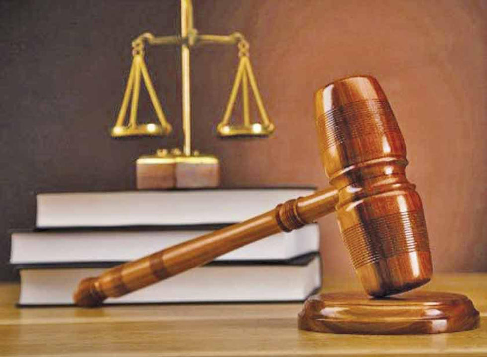 Van a prisión dos acusados por presuntas violaciones