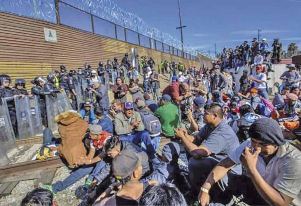 México: crece la desesperación de migrantes por escasear alimentos